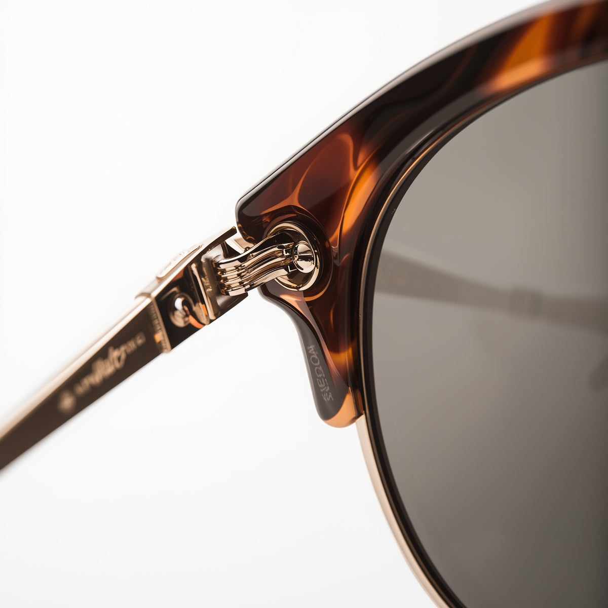 Women Retro Sunglasses